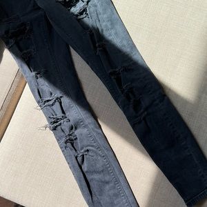 FREE W BUNDLE Topshop 28x32 ripped black skinny jeans